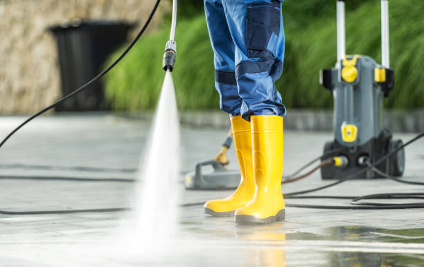 Best Deck Cleaning Services  in Solvay, NY