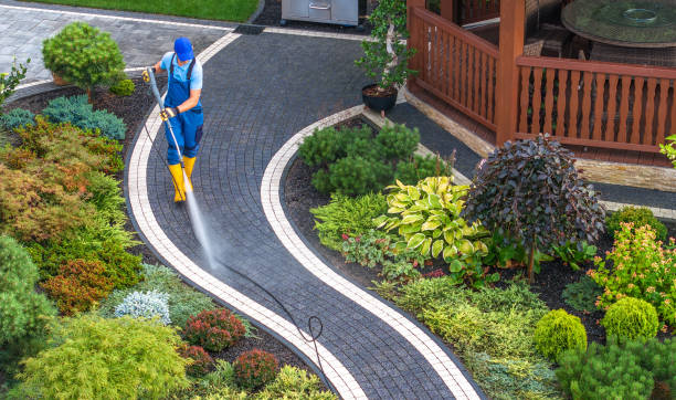 Best Garage Pressure Washing  in Solvay, NY